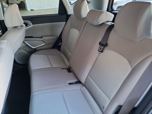 Used 2022 Kia Soul LX image 37