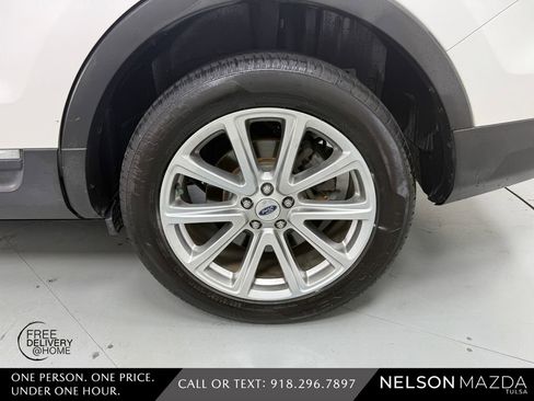 Used 2015 Ford Explorer Limited w/ Equipment Group 302A FWD image 12