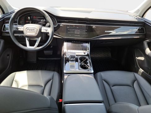 Used 2021 Audi Q7 2.0T Premium Plus w/ Premium Plus Package AWD/4WD image 9