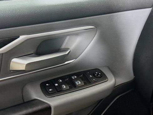Used 2020 RAM 1500 Big Horn AWD/4WD image 17