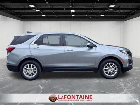 Used 2024 Chevrolet Equinox LT AWD/4WD image 6