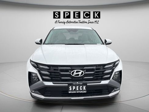 Used 2025 Hyundai Tucson SE AWD/4WD image 8