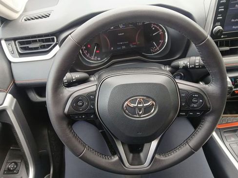 Used 2022 Toyota RAV4 Adventure w/ Convenience Package image 14