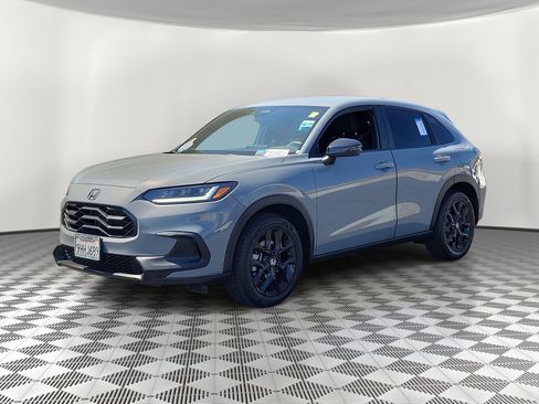 Certified 2024 Honda HR-V Sport image 3