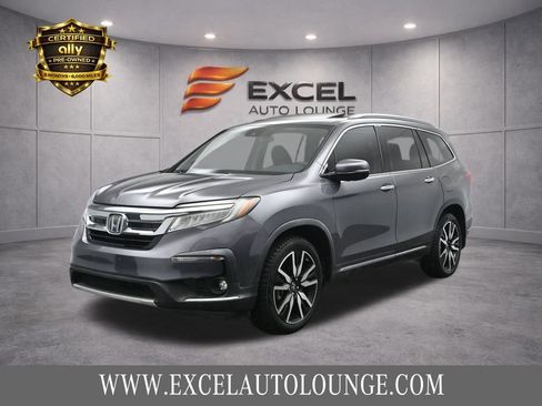 Used 2020 Honda Pilot Touring image 1