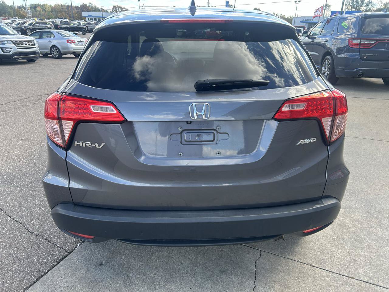 Used 2018 Honda HR-V EX image 6