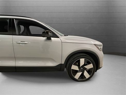 Used 2023 Volvo XC40 Recharge Ultimate w/ Protection Package Premier image 10