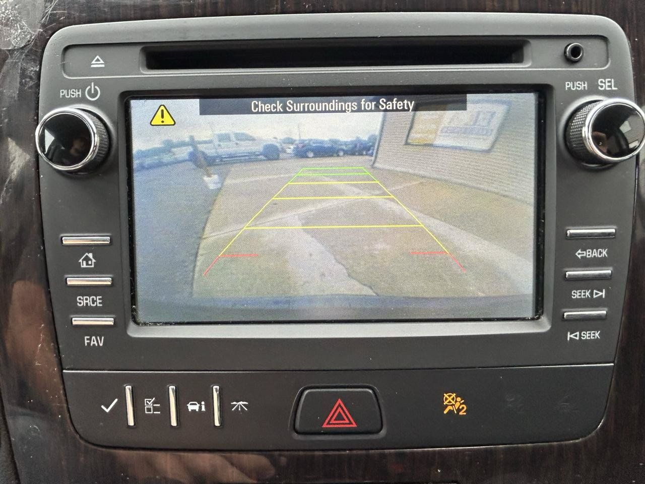 Used 2017 Chevrolet Traverse LT FWD image 24