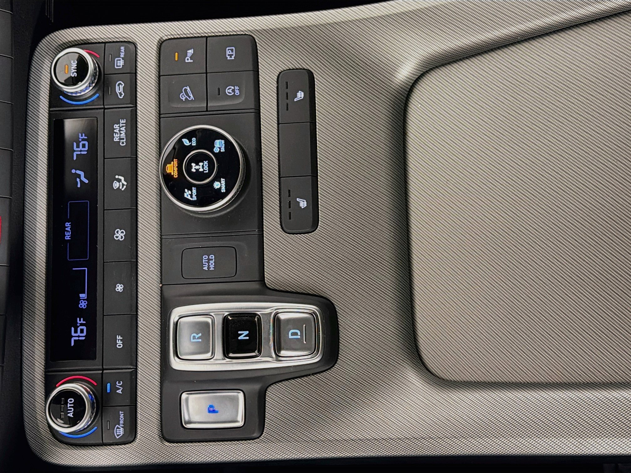 Used 2025 Hyundai Palisade SEL AWD/4WD image 25