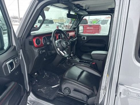 Used 2020 Jeep Gladiator Rubicon image 9