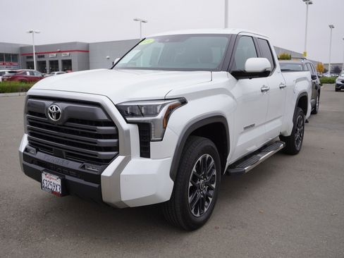 Used 2024 Toyota Tundra Limited image 9