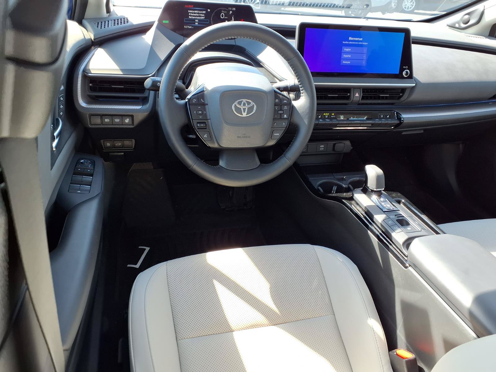 Used 2024 Toyota Prius Limited w/ Limited Premium Package AWD/4WD image 4