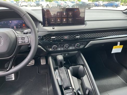 Used 2026 Honda Accord Sport image 10
