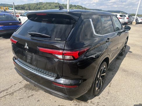 Used 2022 Mitsubishi Outlander ES AWD/4WD image 4