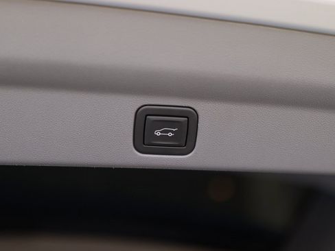 Used 2025 Cadillac Escalade IQ Sport 1 image 36