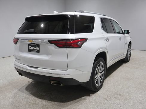 Used 2023 Chevrolet Traverse High Country AWD/4WD image 2