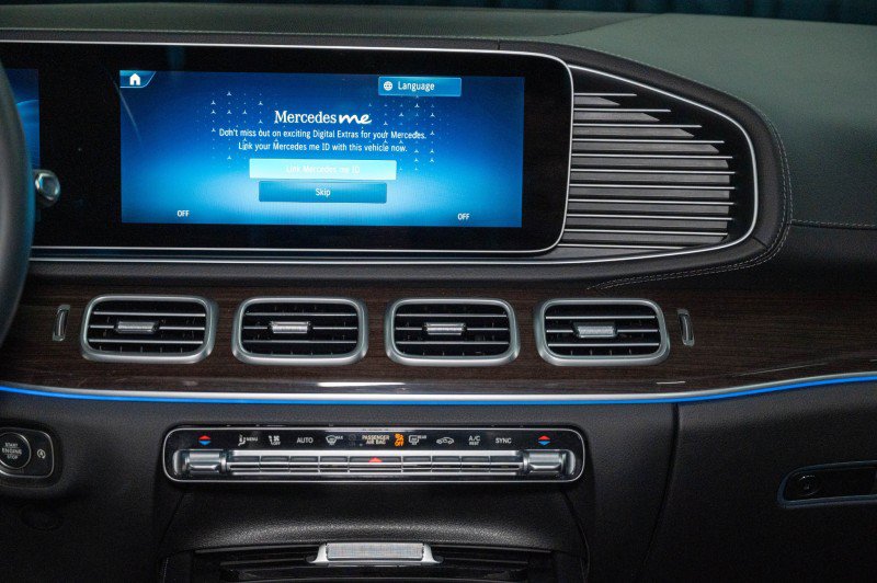 Certified 2026 Mercedes-Benz GLS 450 4MATIC image 22