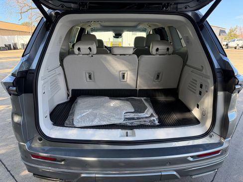 New 2026 Buick Enclave Avenir w/ Super Cruise Package AWD/4WD image 33