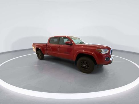 Used 2021 Toyota Tacoma SR5 w/ Blackout Package (TMS) AWD/4WD image 2