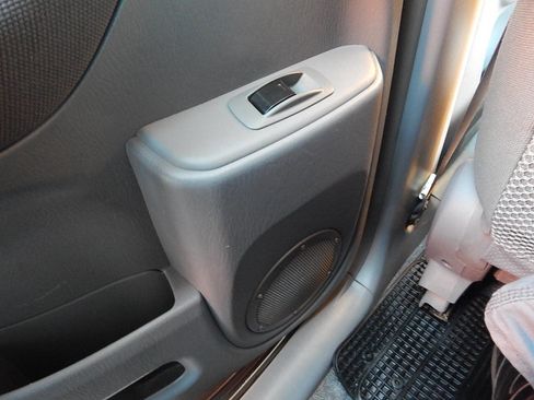 Used 2001 Toyota RAV4 2WD image 18