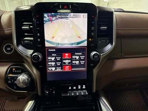 Used 2019 RAM 1500 Laramie AWD/4WD image 22
