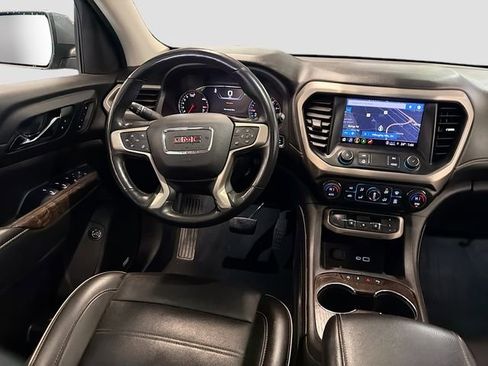 Used 2022 GMC Acadia Denali w/ Denali Ultimate Package image 23