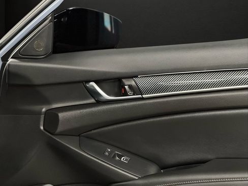 Used 2022 Honda Accord Sport image 33