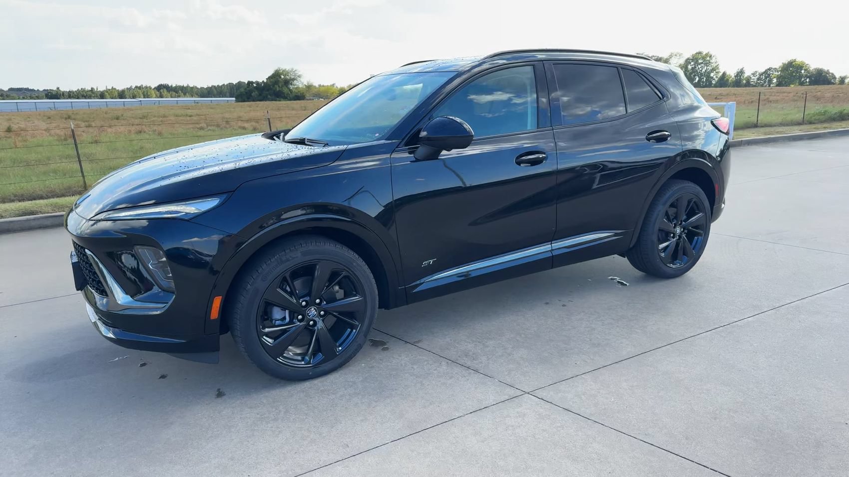 New 2026 Buick Envision Sport Touring AWD/4WD image 5
