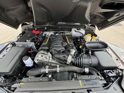 New 2025 Jeep Wrangler Unlimited Rubicon 392 image 12