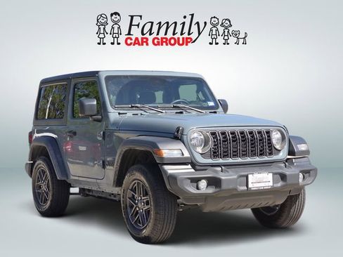 Used 2024 Jeep Wrangler Sport S image 2