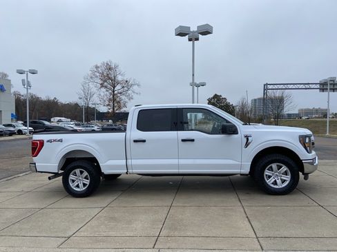 Used 2023 Ford F150 XLT w/ Equipment Group 301A Mid image 12