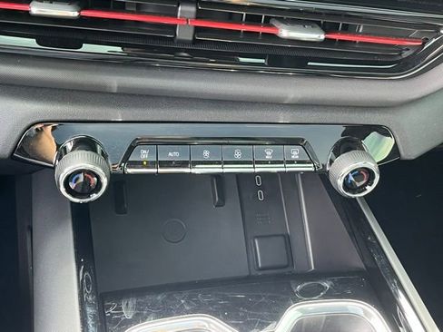 Used 2025 Chevrolet Silverado EV RST image 20