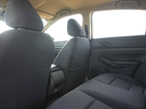 Used 2024 Nissan Altima 2.5 SV image 13