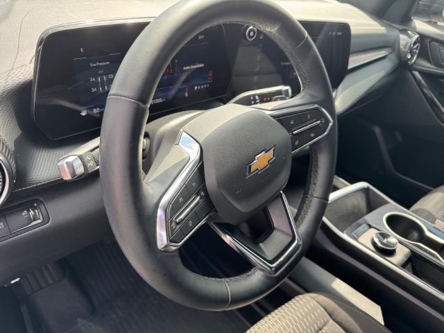 Used 2026 Chevrolet Equinox LT FWD image 13