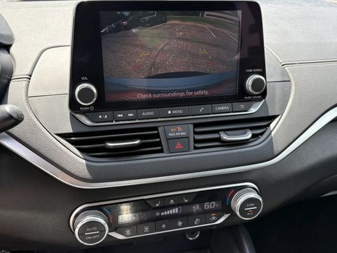 Used 2019 Nissan Altima 2.5 SV AWD/4WD image 19