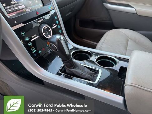 Used 2013 Ford Edge Limited image 19