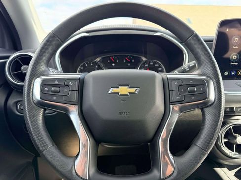 Used 2025 Chevrolet Blazer LT image 15