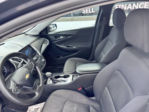 Used 2022 Chevrolet Malibu LS image 19