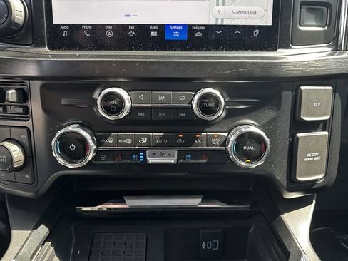 Used 2023 Ford F250 Lariat w/ Lariat Ultimate Package AWD/4WD image 24