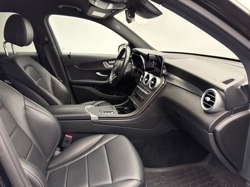 Used 2022 Mercedes-Benz GLC 300 4MATIC image 21