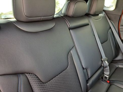 New 2026 Jeep Compass Latitude image 24