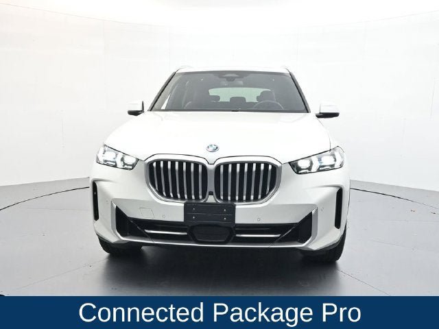 Used 2025 BMW X5 xDrive50e AWD/4WD image 2