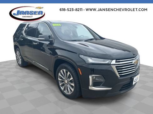 Used 2023 Chevrolet Traverse Premier FWD image 1