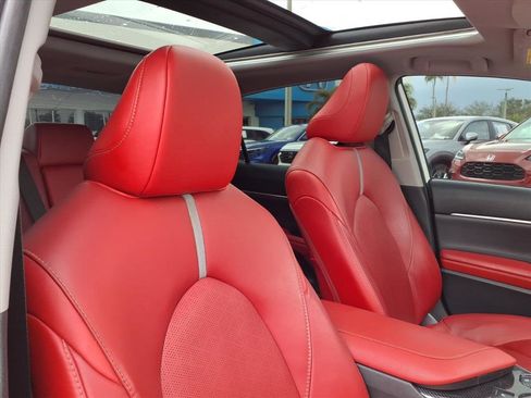 Used 2020 Toyota Camry XSE image 24