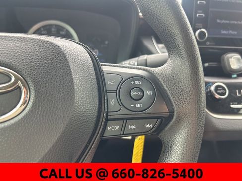 Used 2021 Toyota Corolla LE image 13