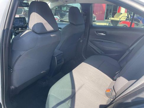 Used 2021 Toyota Corolla LE image 11
