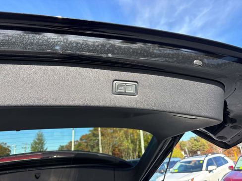 Used 2025 Audi Q7 3.0T Premium Plus image 15