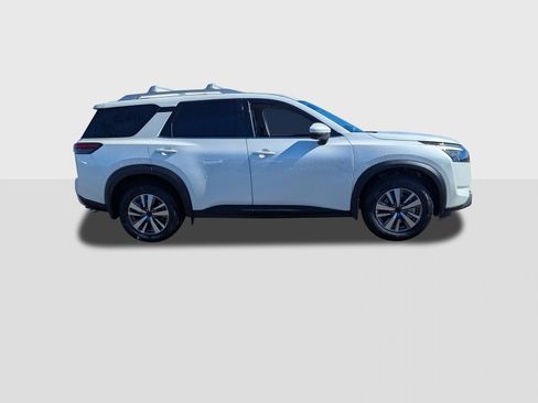 New 2025 Nissan Pathfinder SL image 7