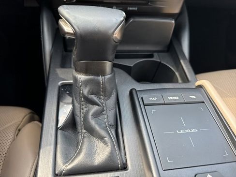 Used 2019 Lexus ES 350 350 Luxury image 19