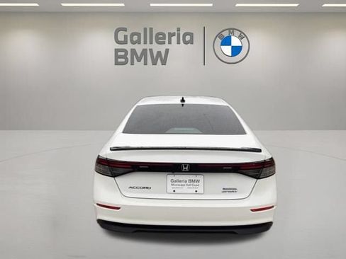 Used 2023 Honda Accord Sport image 7